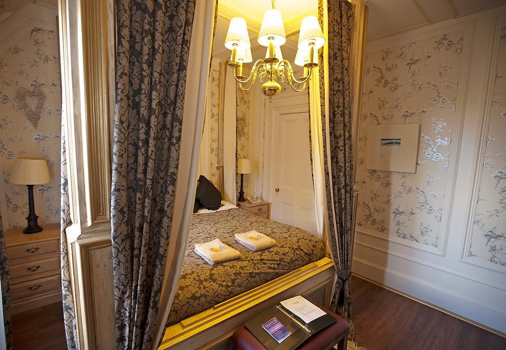 Victoria House B&B Crieff Ngoại thất bức ảnh